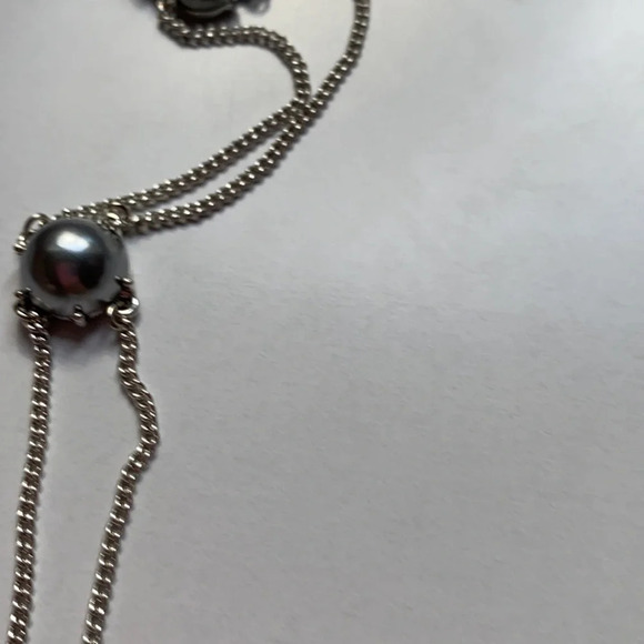 Monet pearl stone gam necklace 18 inches long silver look chain clasp - Picture 3 of 5